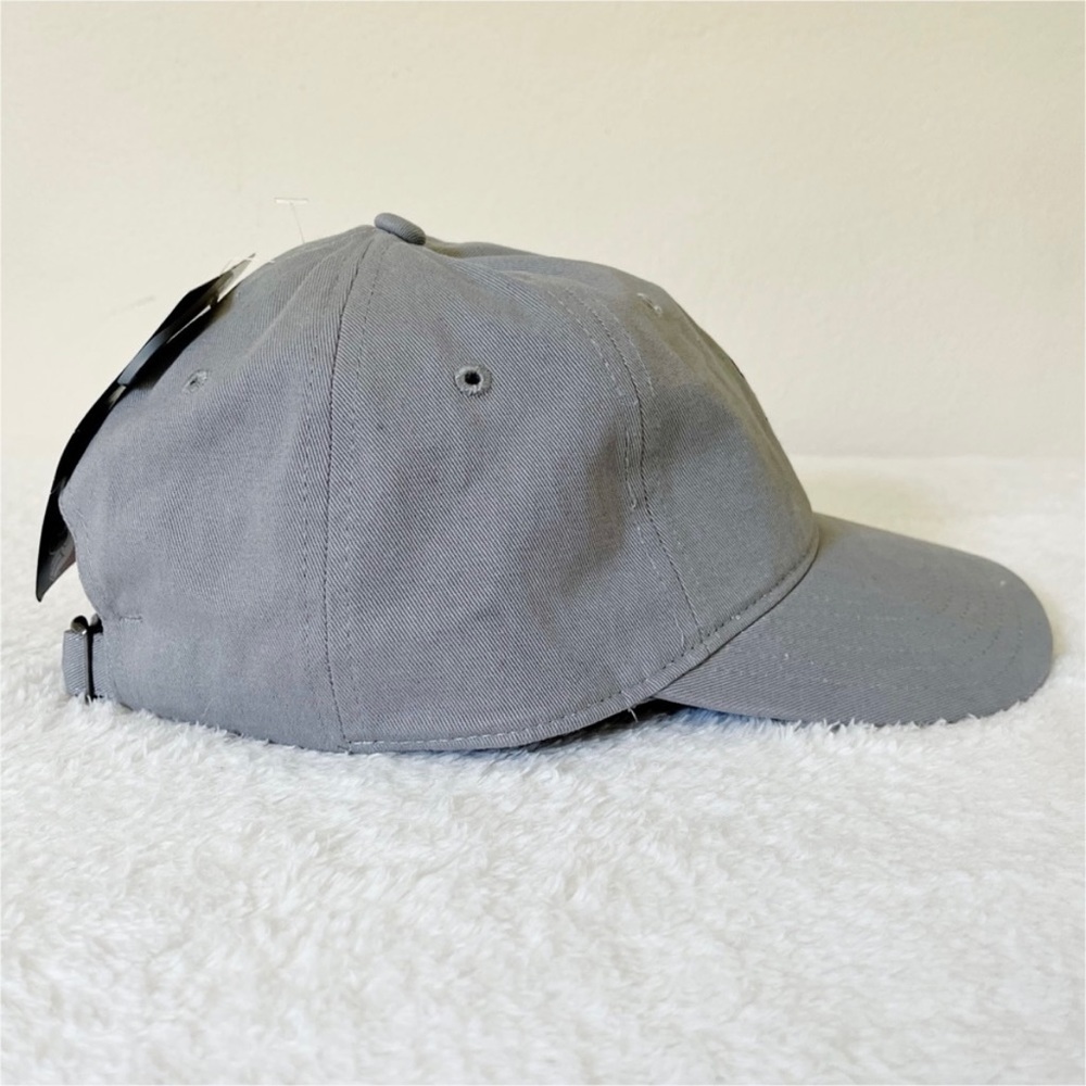 ⛔️SOLD⛔️ DISNEY Mickey Mouse Baseball Cap Adj. Snap-Back Dad Hat Unisex O/S - Picture 10 of 16